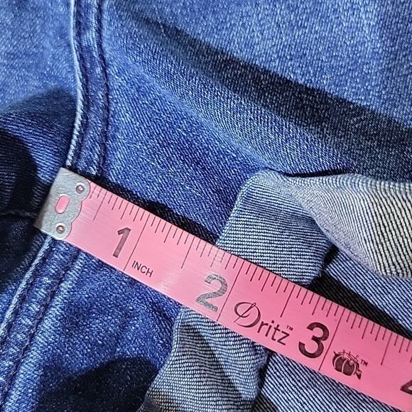 PACSUN Super Stretch Shortie Distressed Jean Shorts, Women's Waist 28 - Picture 8 of 9